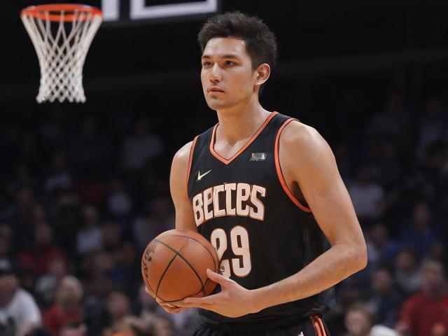 开云体育_ NBA技术的进步：分析数据如何改变游戏，nba打开