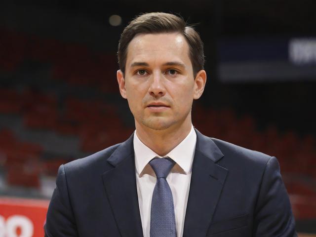 开云体育_ NBA教练的智慧：如何调整战术以应对变局？，nba教练布置战术