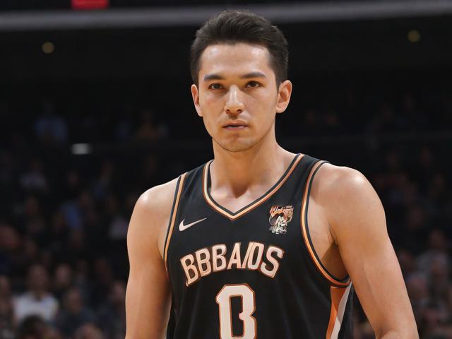 开云体育_ NBA的战术演变：传统与现代的交相辉映，nba战术大全 分析